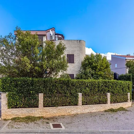 Ilija Njavro - Apartament *