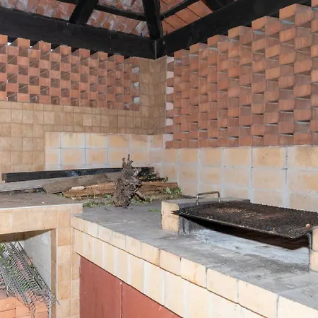 Apartament Ilija Njavro - *