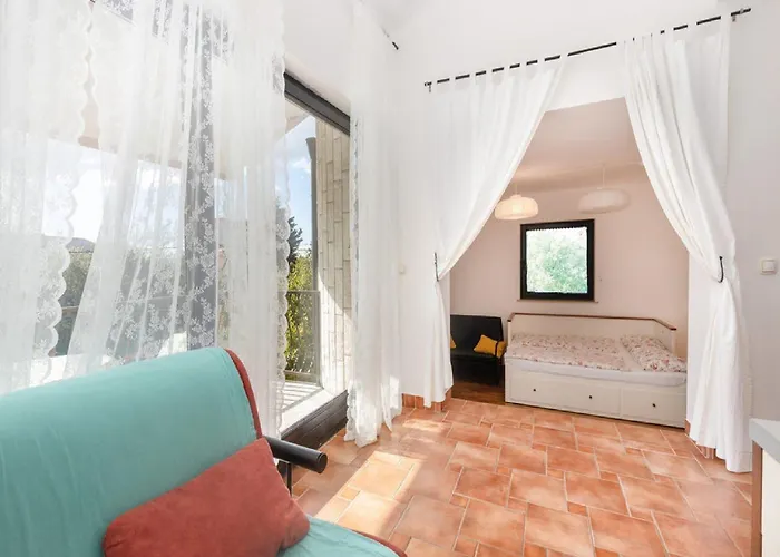 Ilija Njavro - * Jadranovo